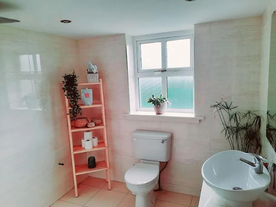Conveniently Located House To Enjoy All Of Kerry Tralee 0*,